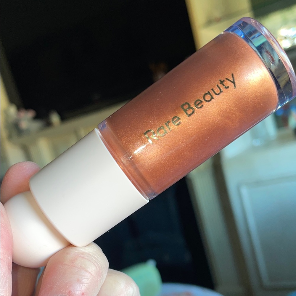 Rare Beauty New Liquid Luminizer REVEAL